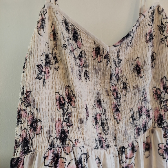 Torrid floral dress - Picture 2 of 6